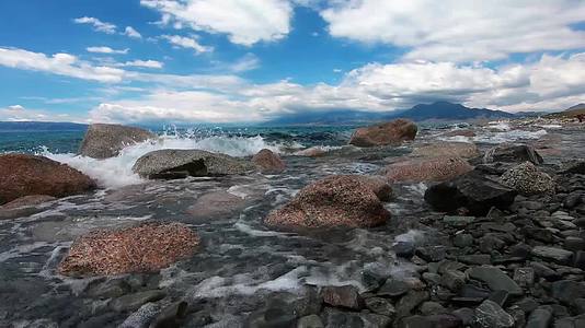 新疆赛里木湖视频的预览图