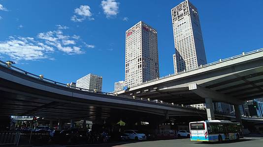 北京街景首都北京地标建筑北京长安街车流视频的预览图