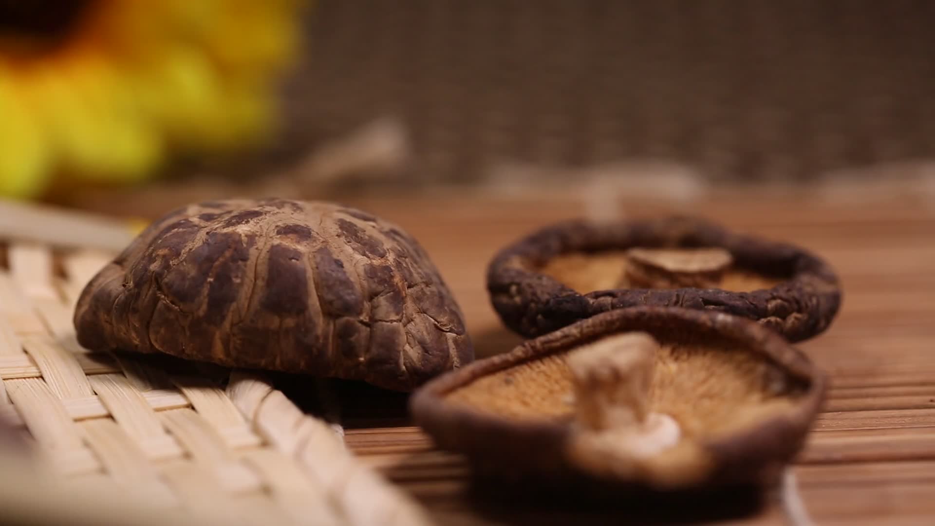 干货食材干香菇视频的预览图
