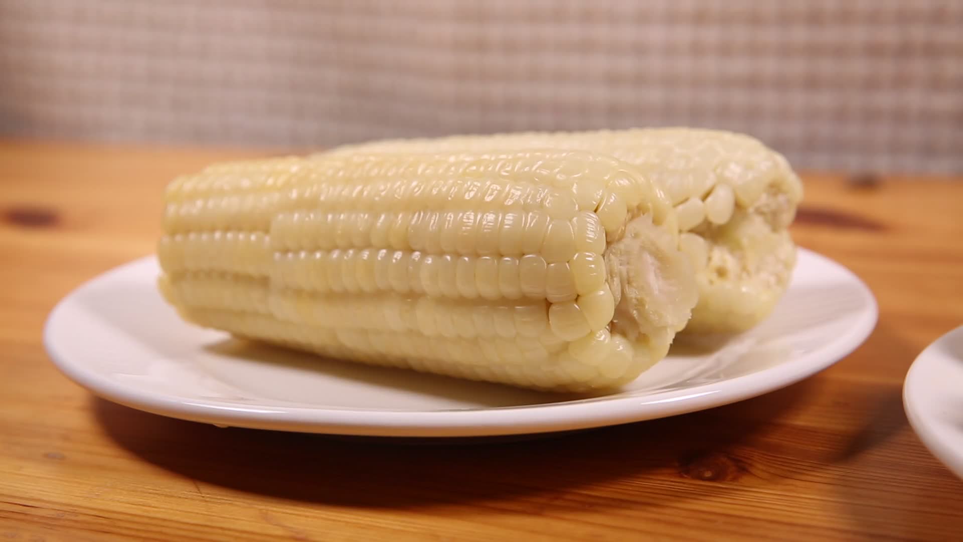 黏玉米糯玉米视频的预览图
