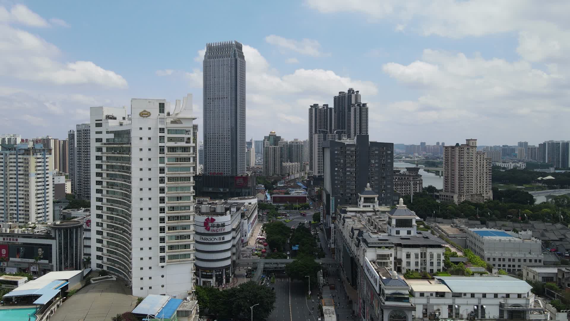 广西南宁朝阳路商业街航拍视频视频的预览图
