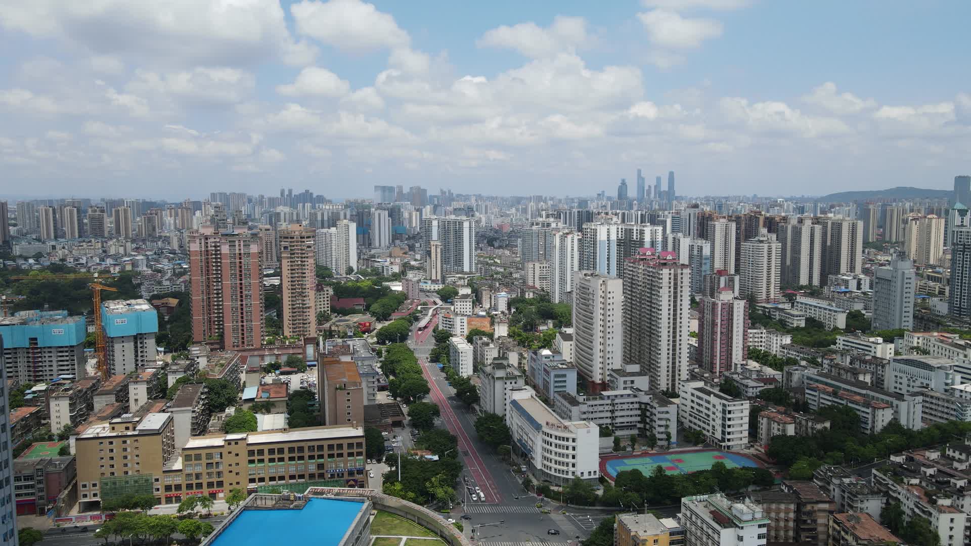 广西南宁城市建设航拍视频视频的预览图