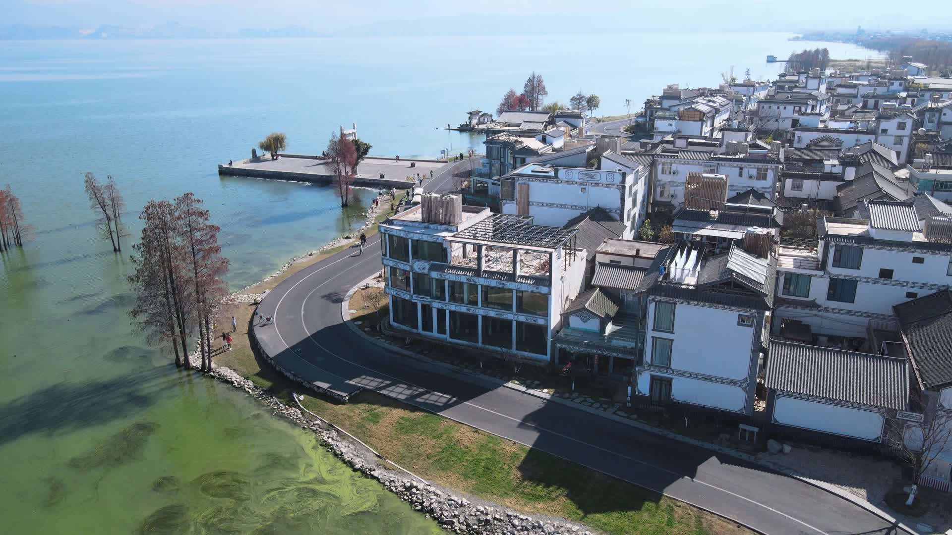 大理龙龛码头洱海风光大理旅游航拍视频的预览图