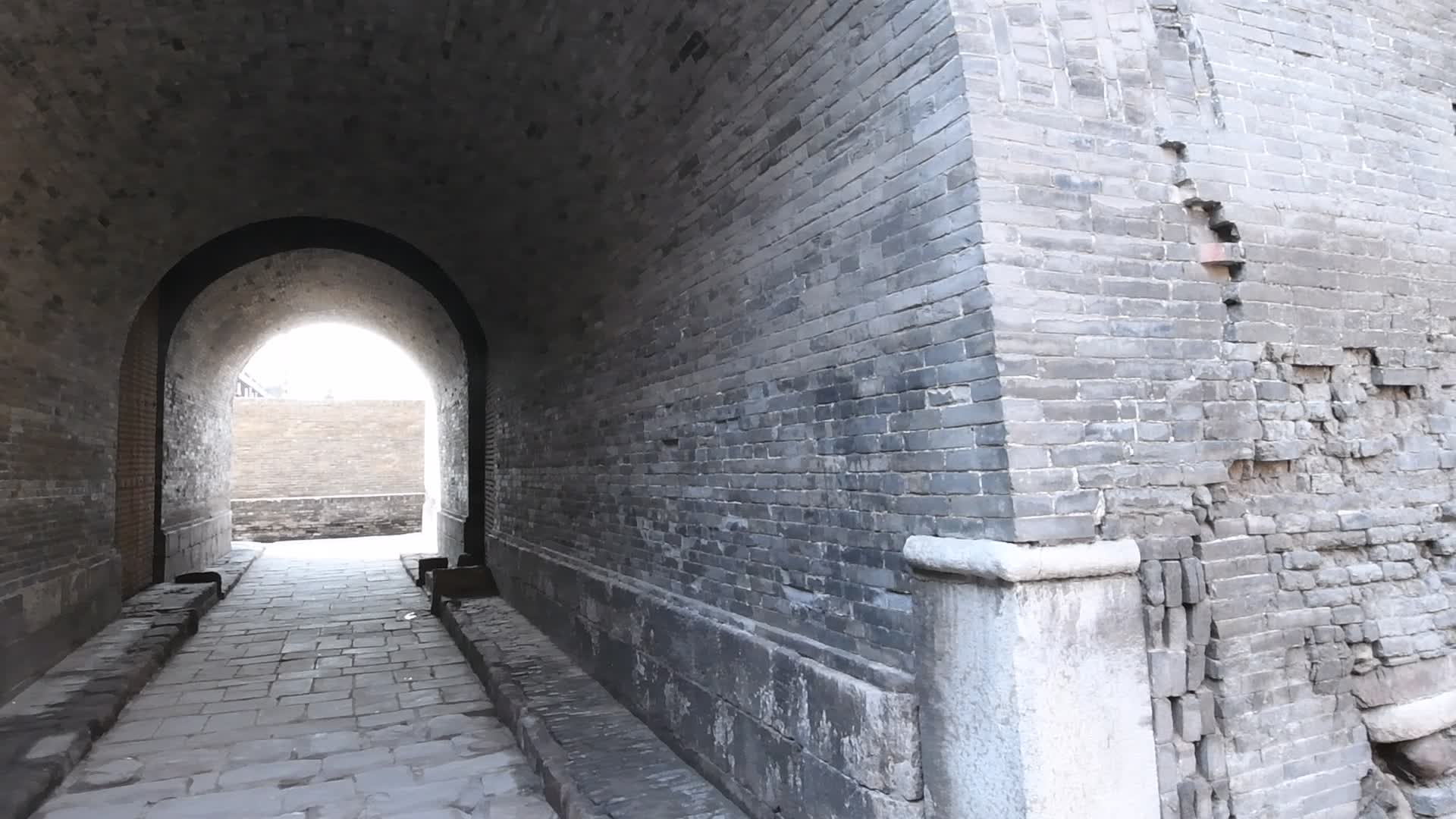 山西平遥古城千年古建筑城墙视频的预览图