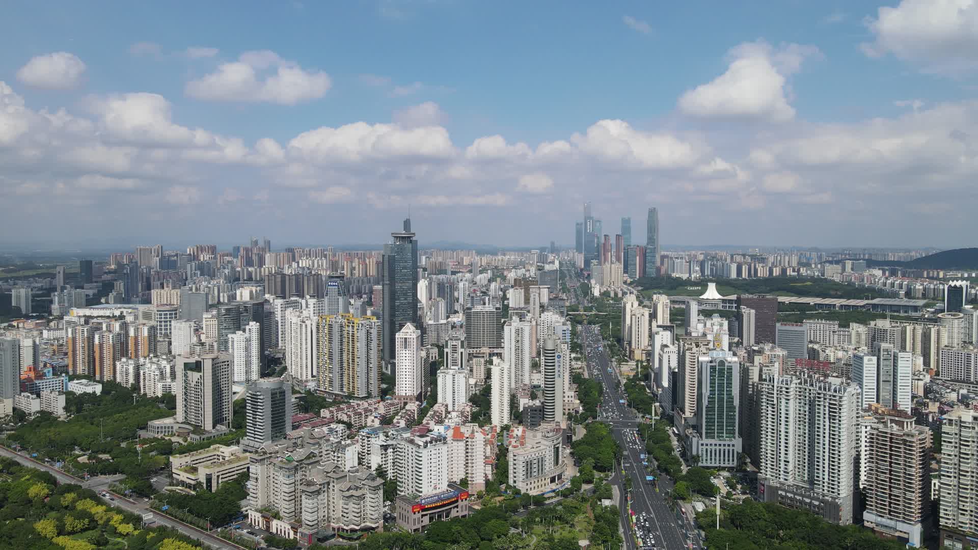 广西南宁民族大道高楼建筑航拍视频视频的预览图