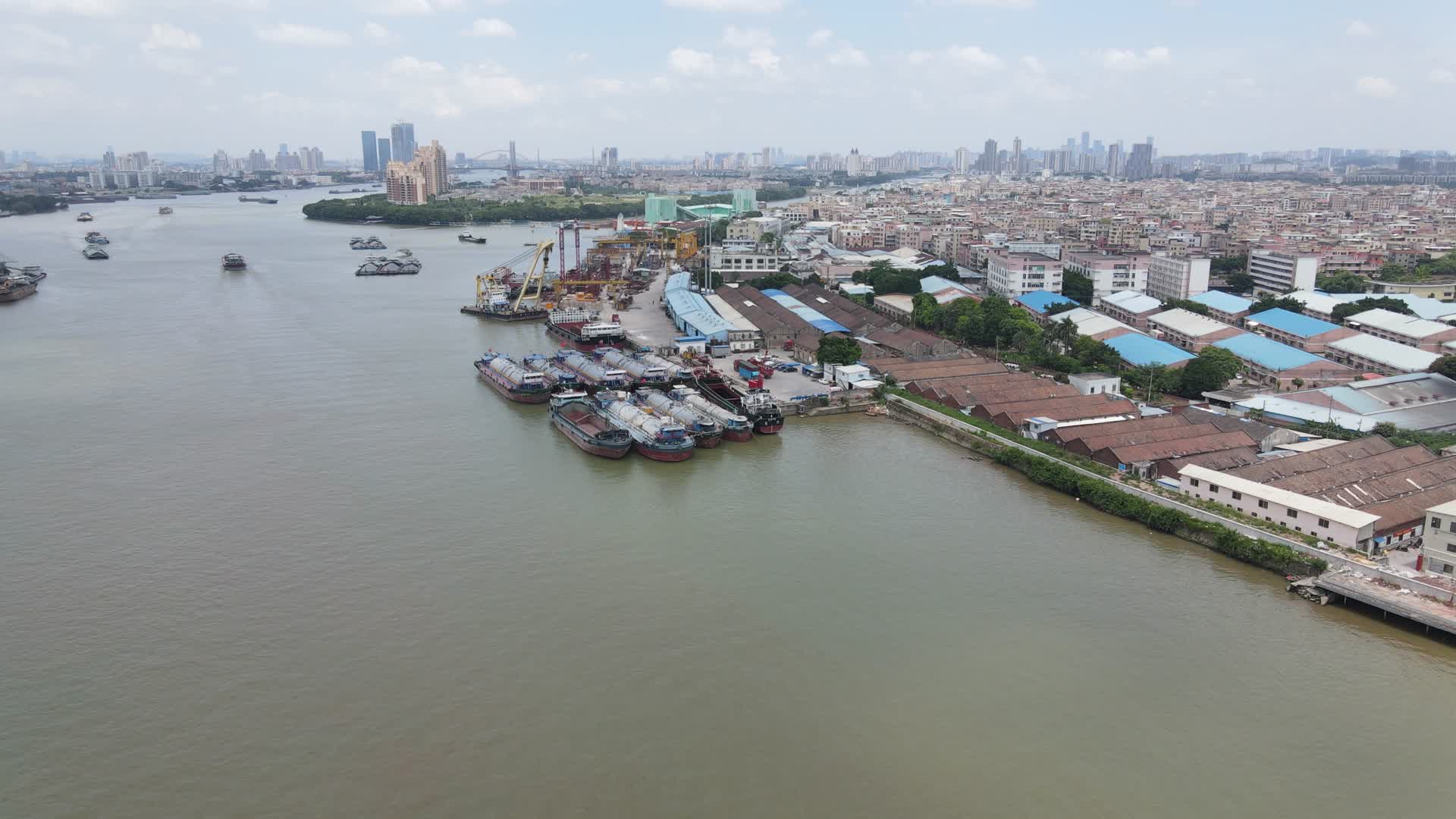 广州三支香水道的码头港口视频的预览图