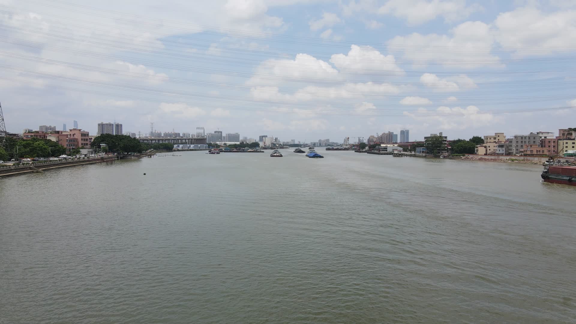 广州三支香水道船只视频的预览图