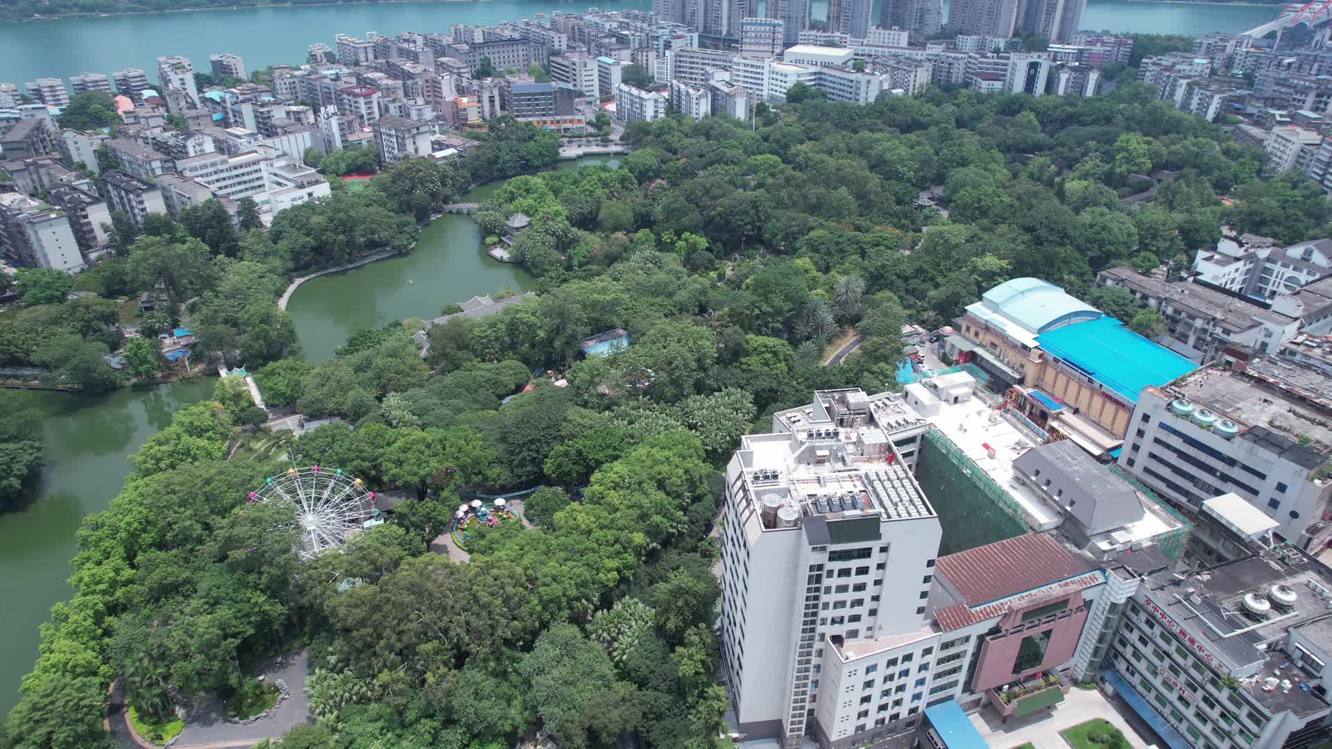 柳州柳侯公园城市公园航拍视频的预览图