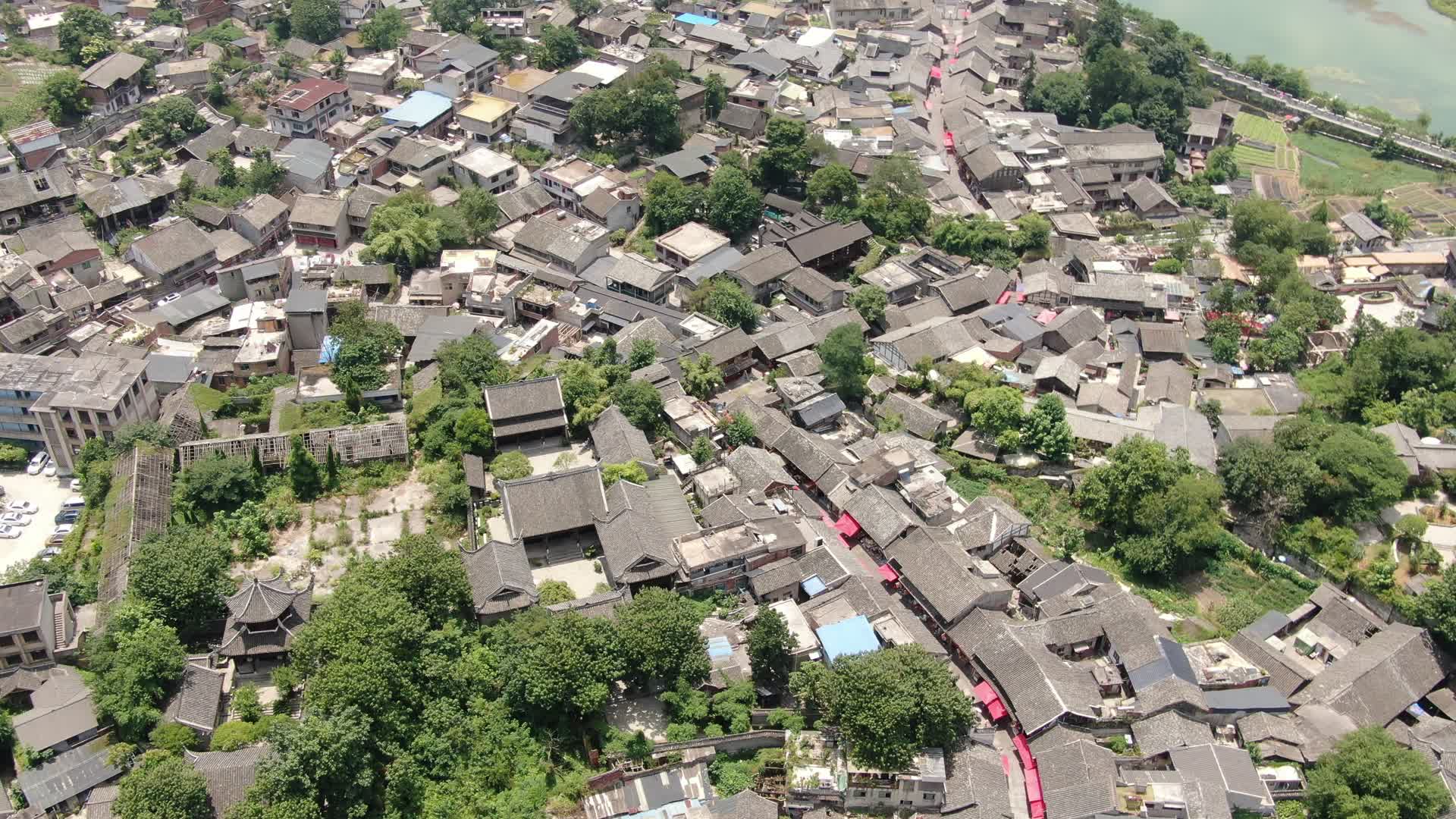 贵州贵阳青岩古镇5A景区航拍视频的预览图