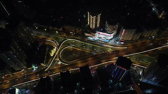 贵阳城市高架立交桥夜景航拍视频的预览图