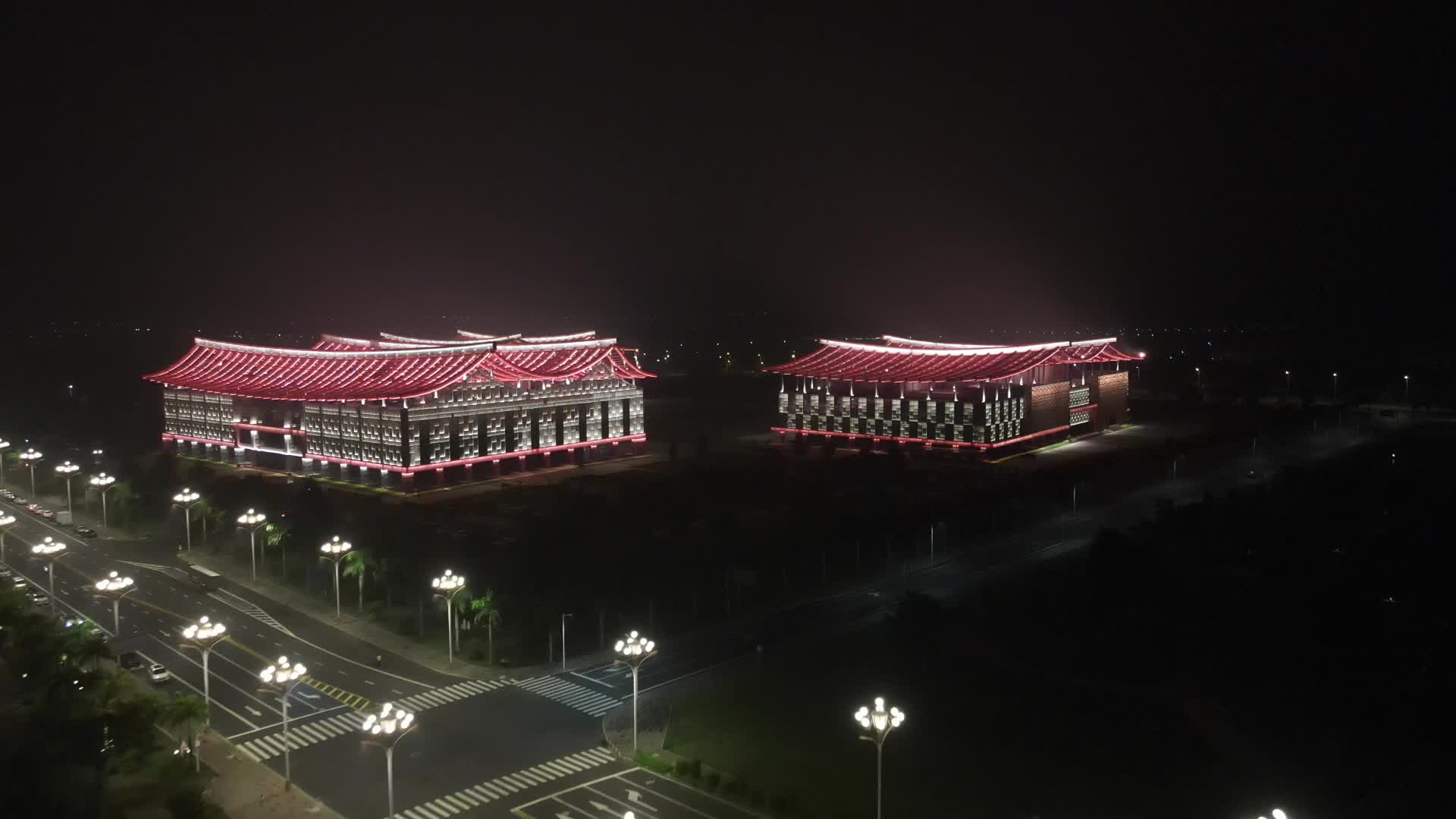 福建漳州图书馆博物馆展览馆三馆夜景灯光航拍视频的预览图