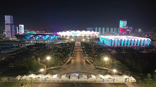 西安十四运奥体场馆灯光秀视频的预览图