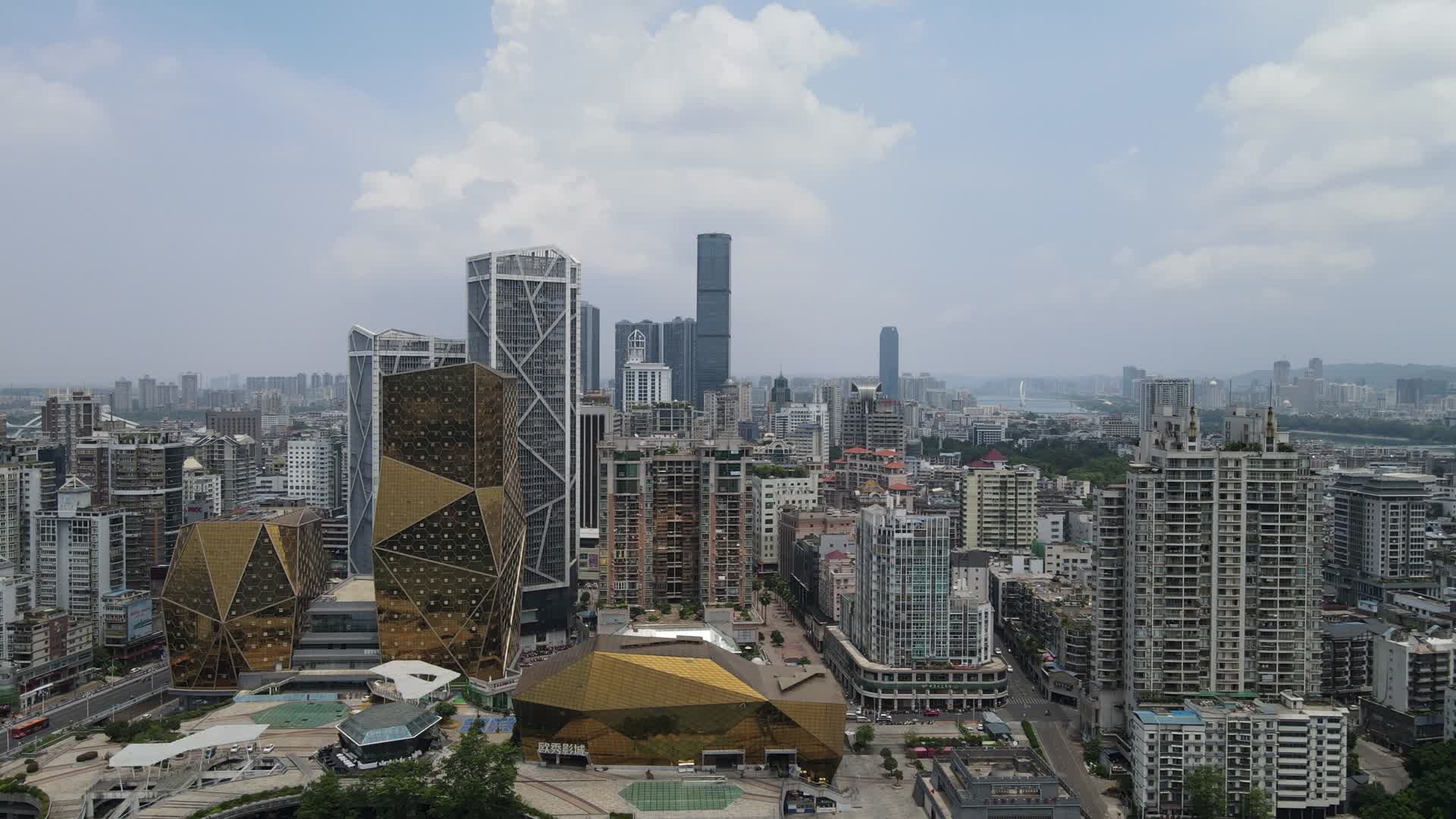 广西柳州城市航拍视频的预览图