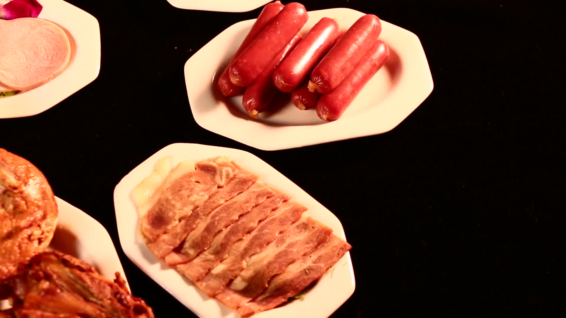 各种熟食香肠熏肉培根视频的预览图