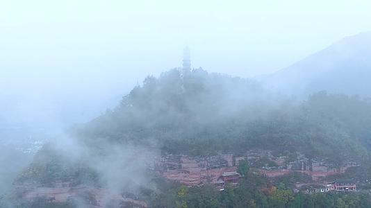 浙江天台山赤城山航拍4K风景视频视频的预览图