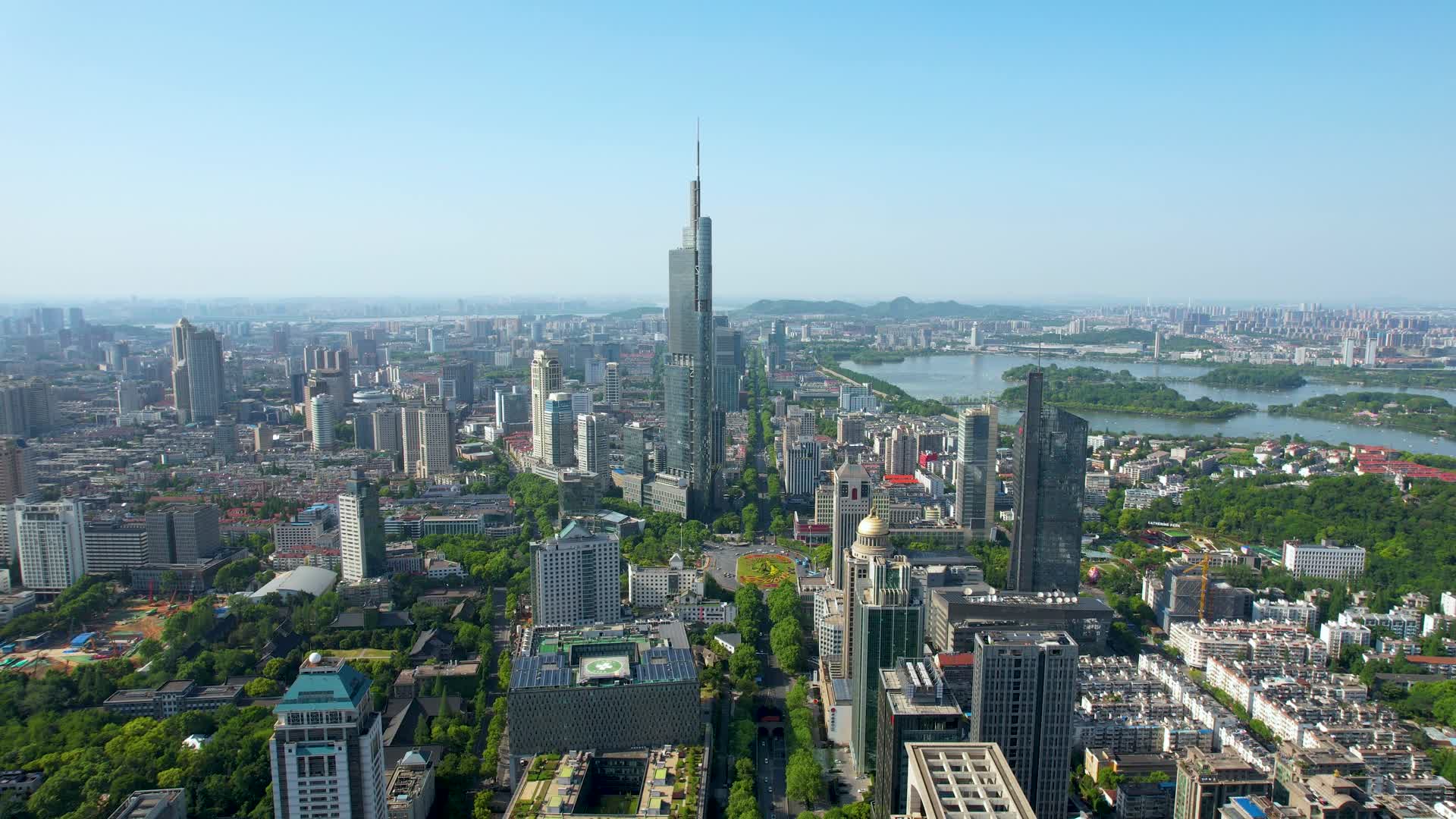 4k航拍南京商务CBD新街口商圈视频的预览图