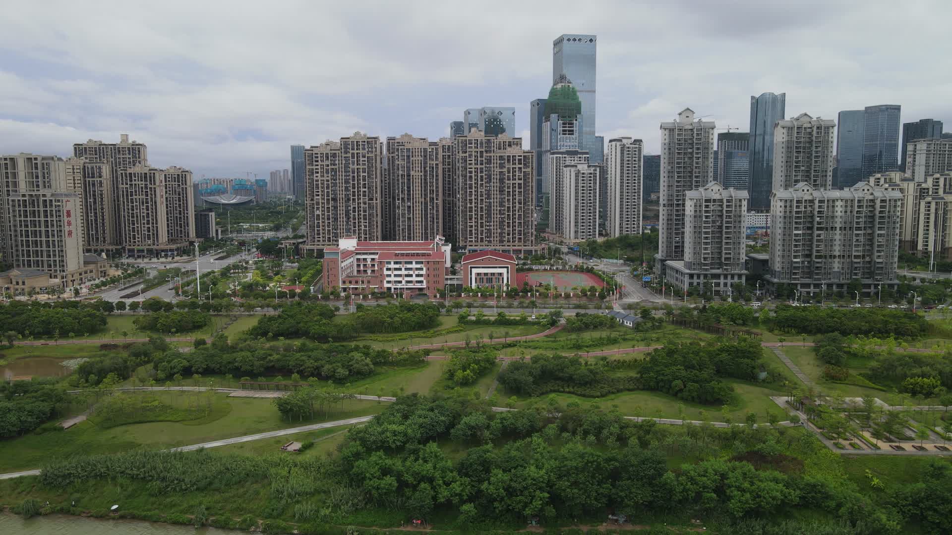 广西南宁五象新区高楼建筑群视频的预览图