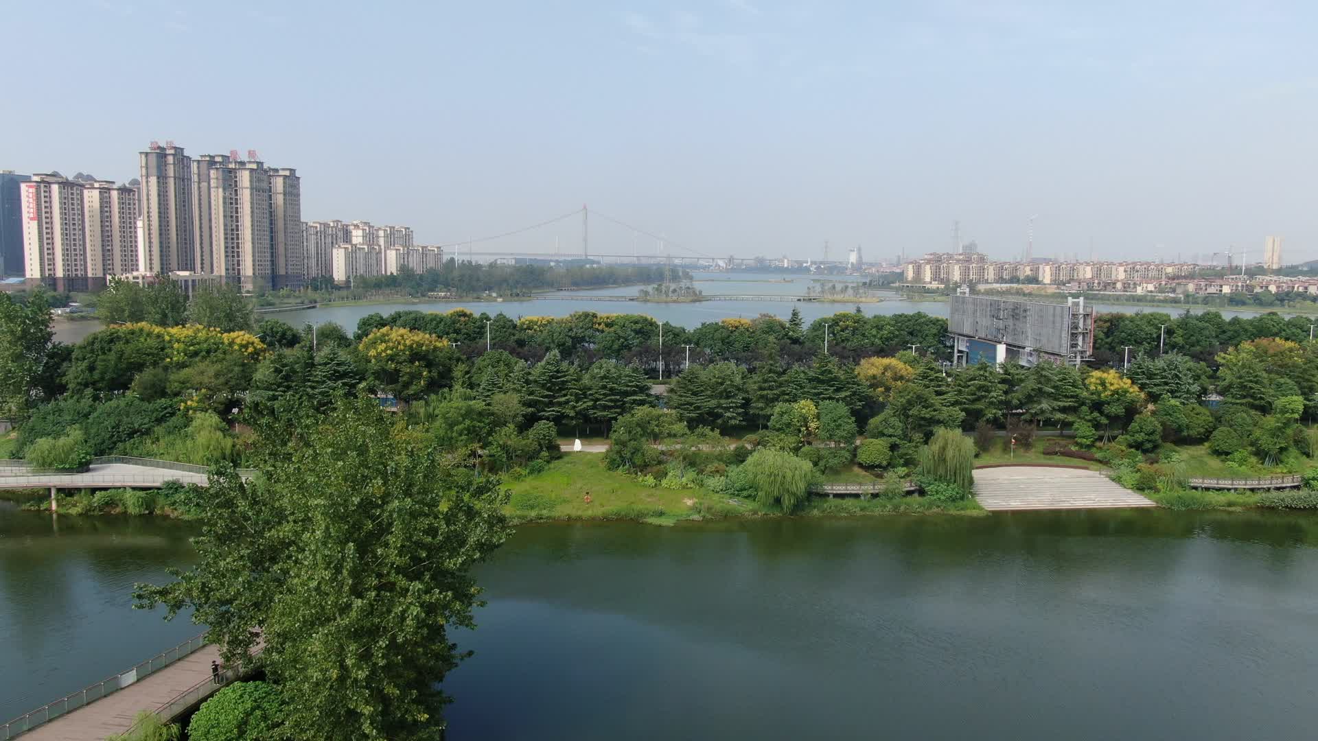 湖南岳阳东风湖生态公园航拍视频的预览图