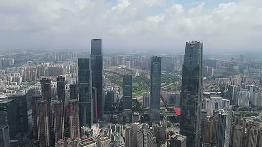 广西南宁城市商务建筑金融中心航拍视频的预览图