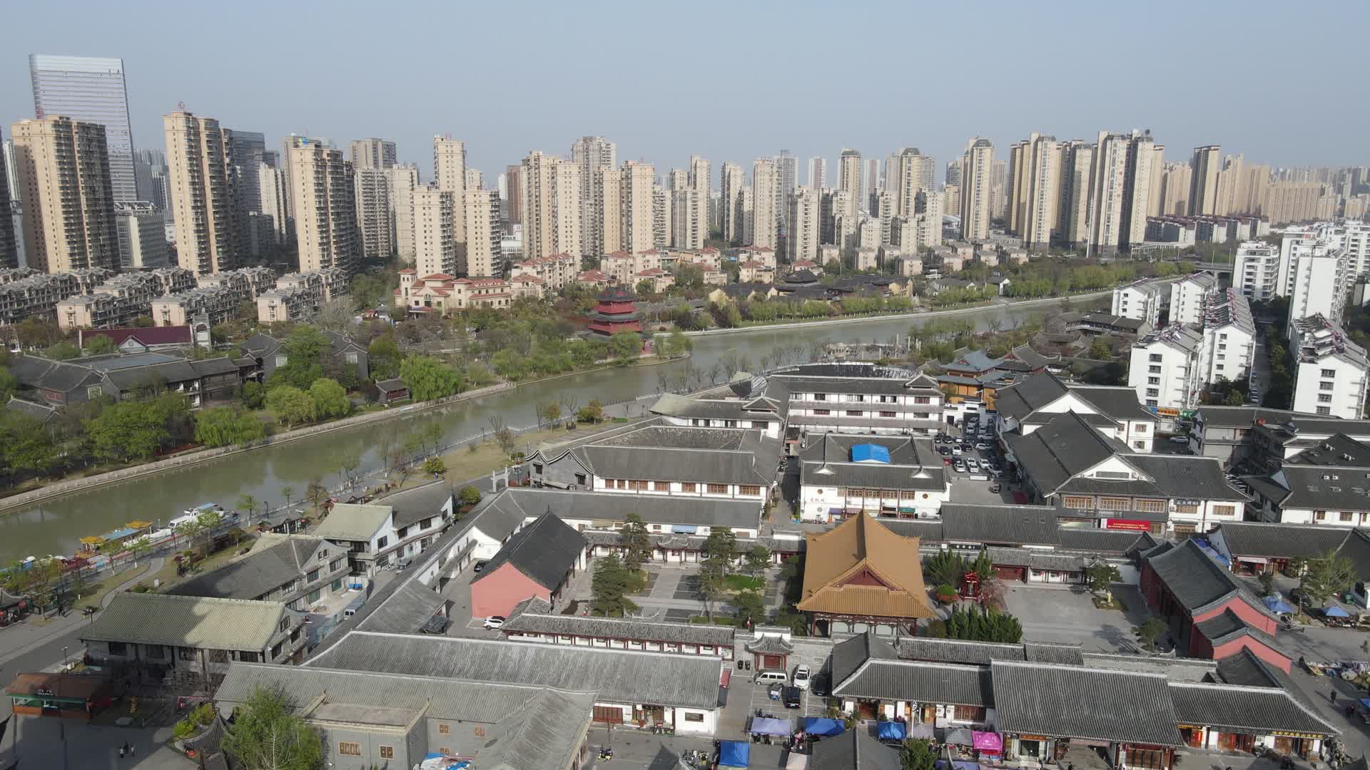 4K航拍淮安市运河博物馆国师塔视频的预览图
