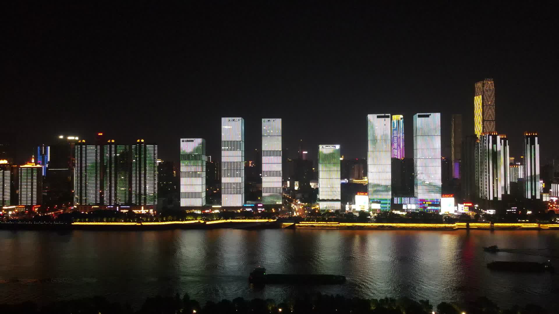 湖南湘江城市夜景灯光秀航拍视频的预览图