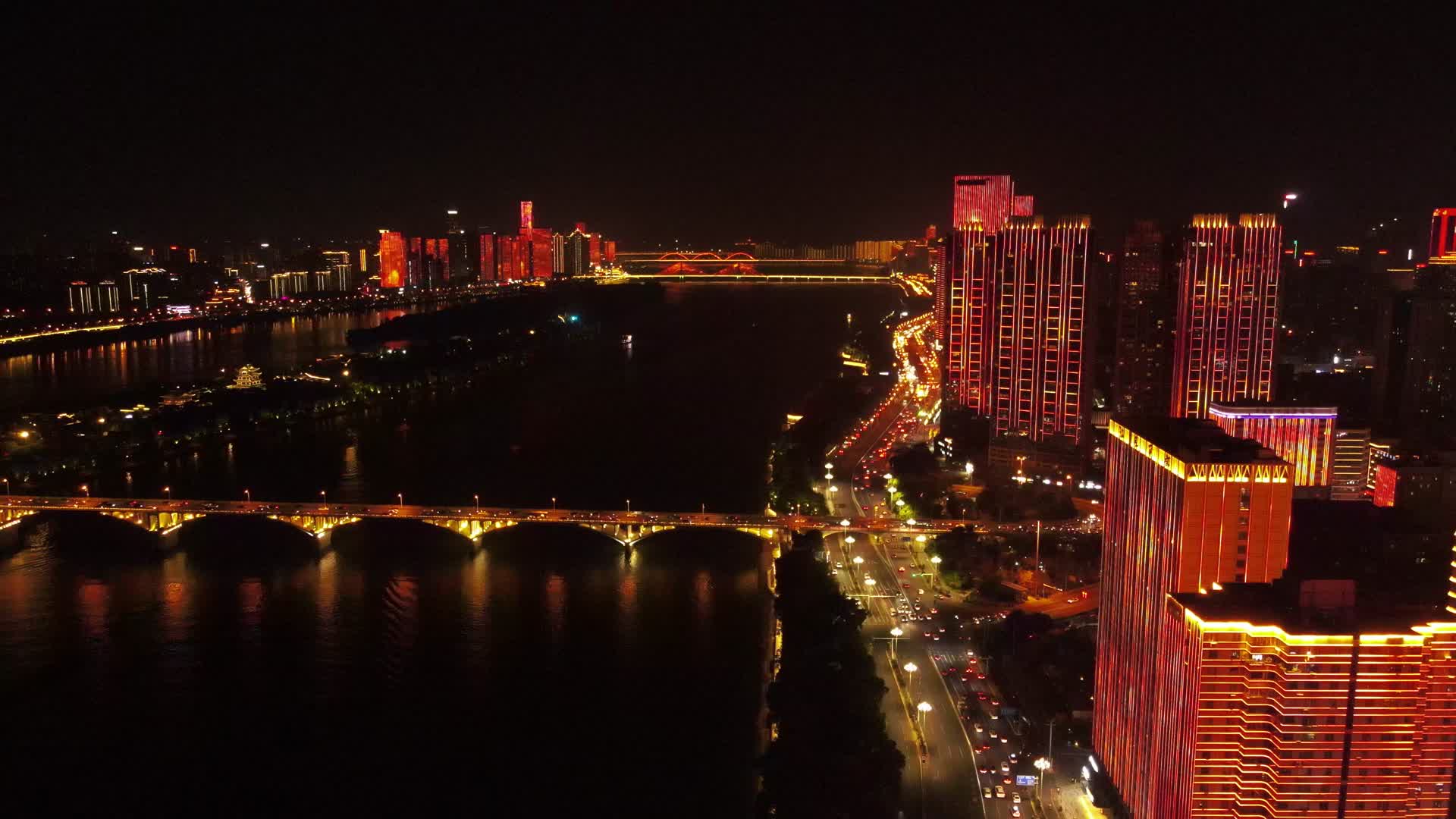 4K航拍湖南长沙湘江路橘子洲大桥城市夜景视频的预览图