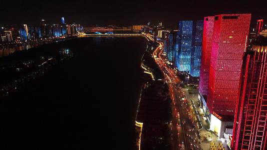 湖南长沙城市夜景4K航拍视频的预览图