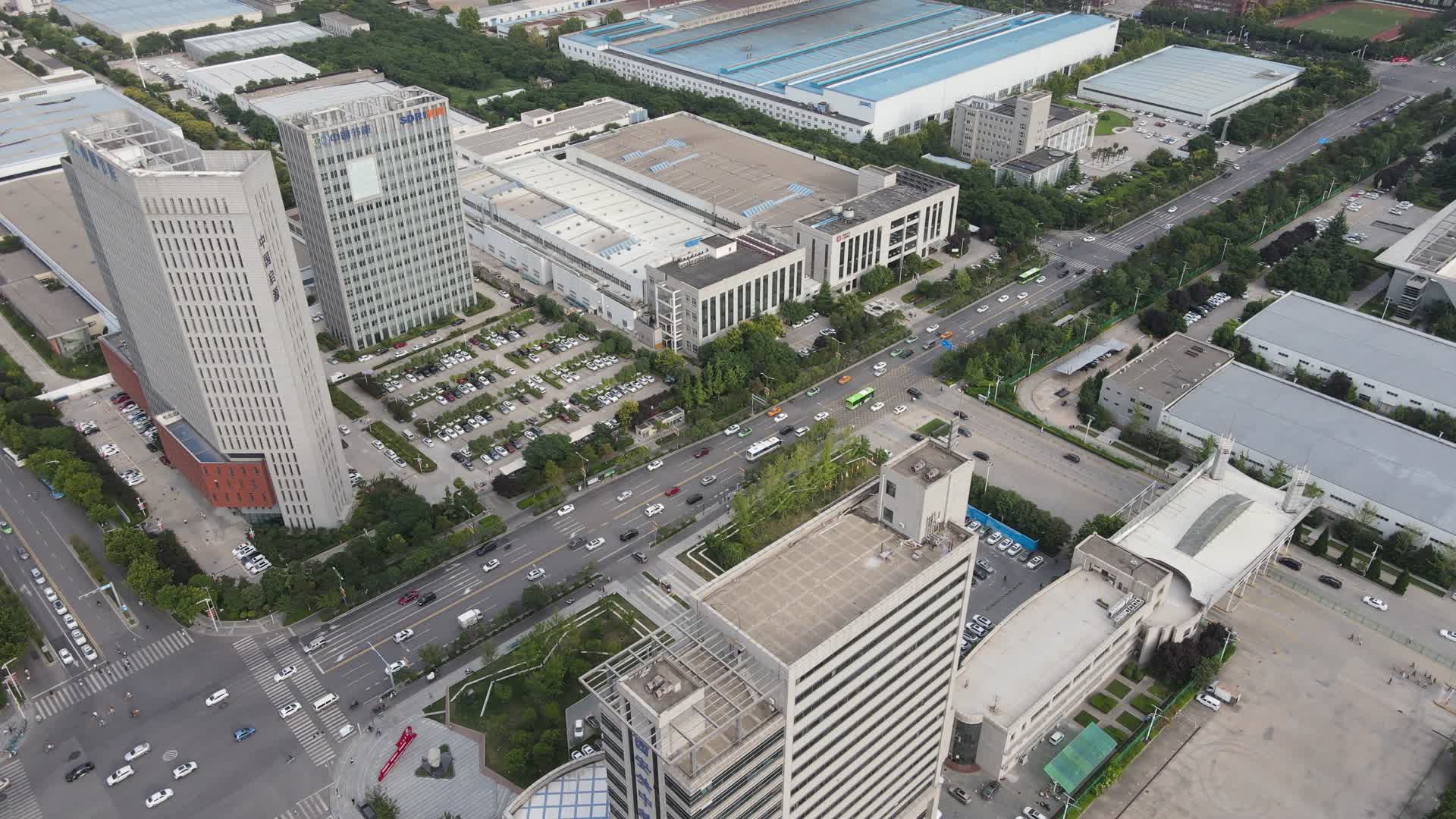 西安经开区凤城十二路城市4k航拍视频的预览图