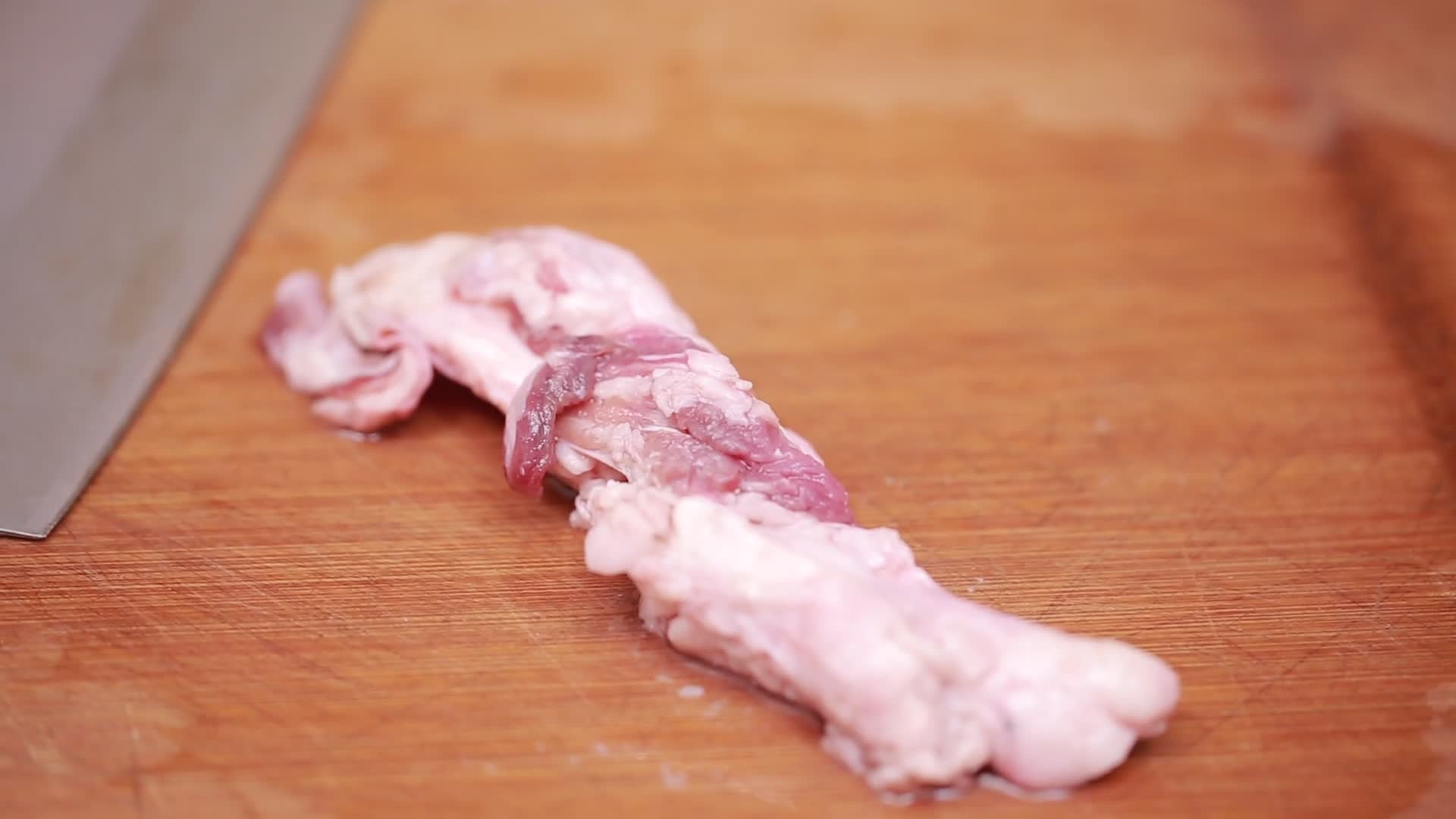 厨娘切牛肉牛腩筋头巴脑视频的预览图
