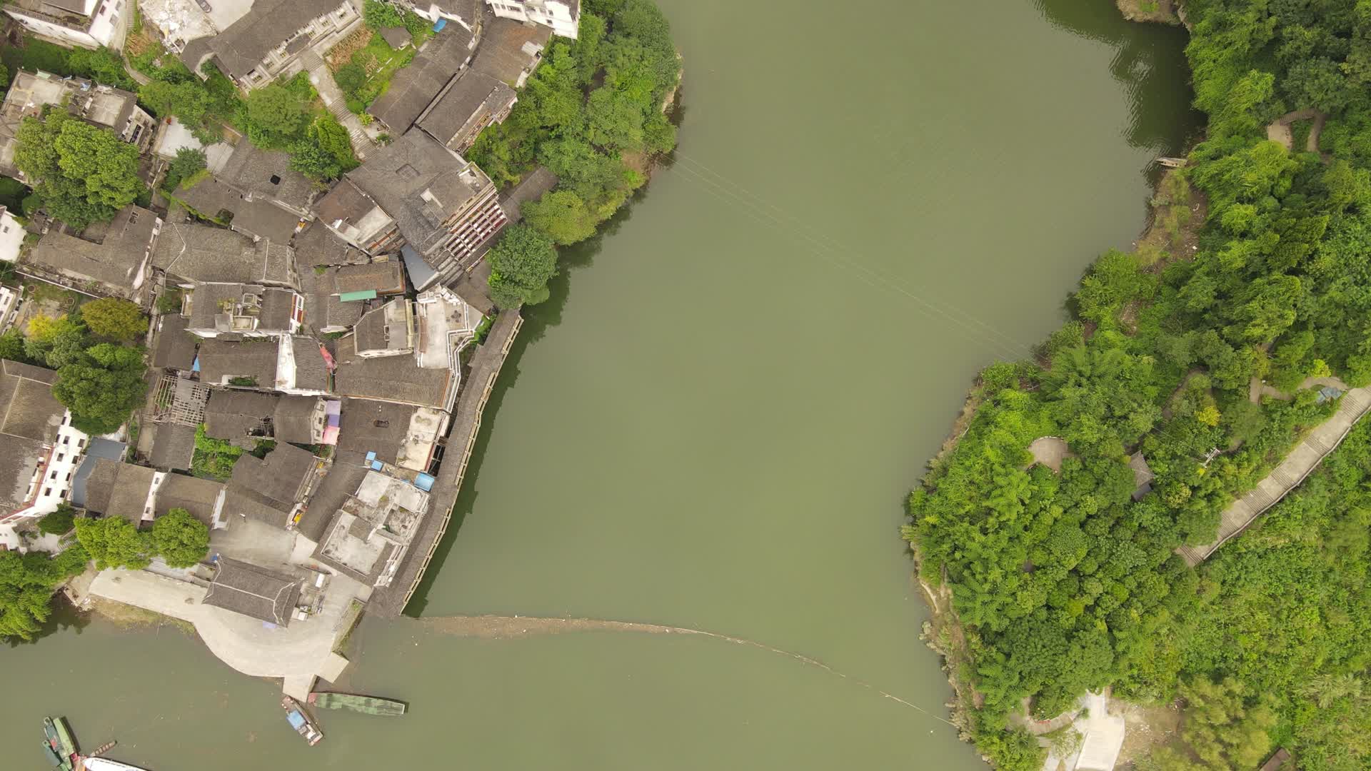 航拍湖南湘西芙蓉镇4A景区视频的预览图