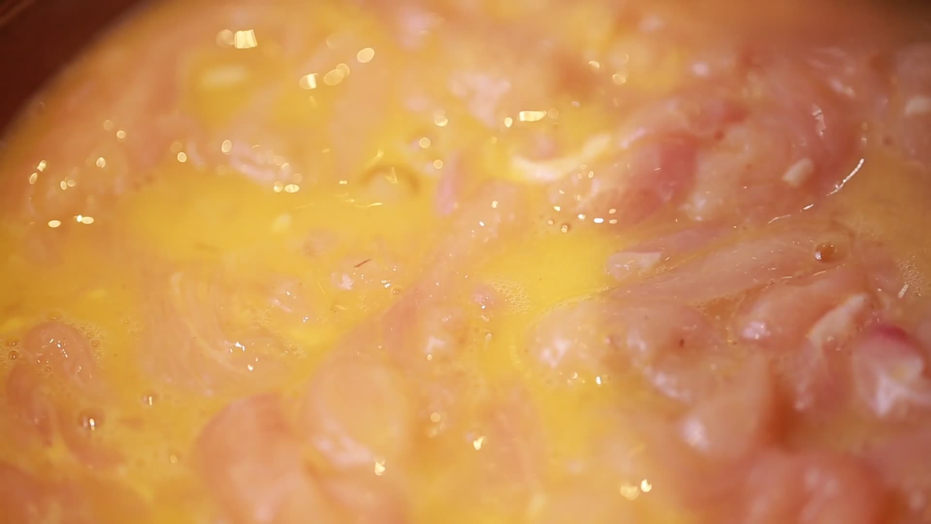 腌制鸡柳上浆视频的预览图