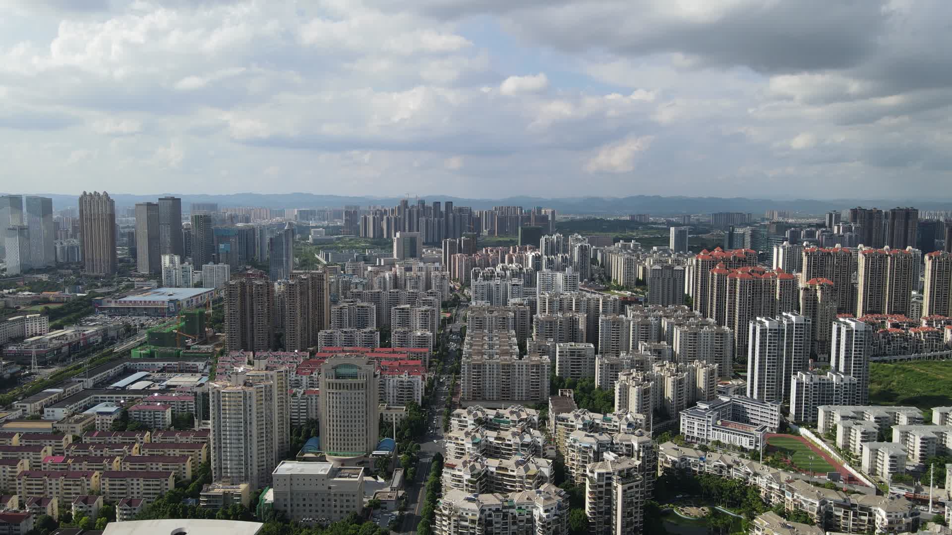 航拍广西南宁城市建设高楼建筑视频的预览图