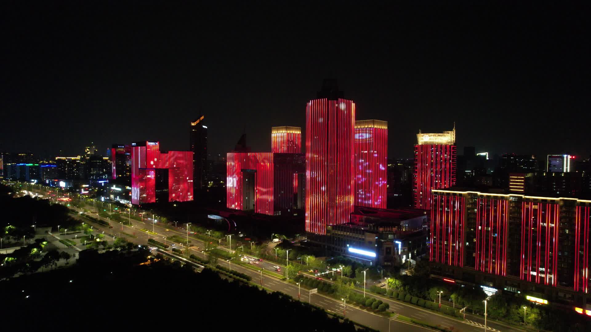 4K航拍南京城市地标河西CBD商务中心视频的预览图