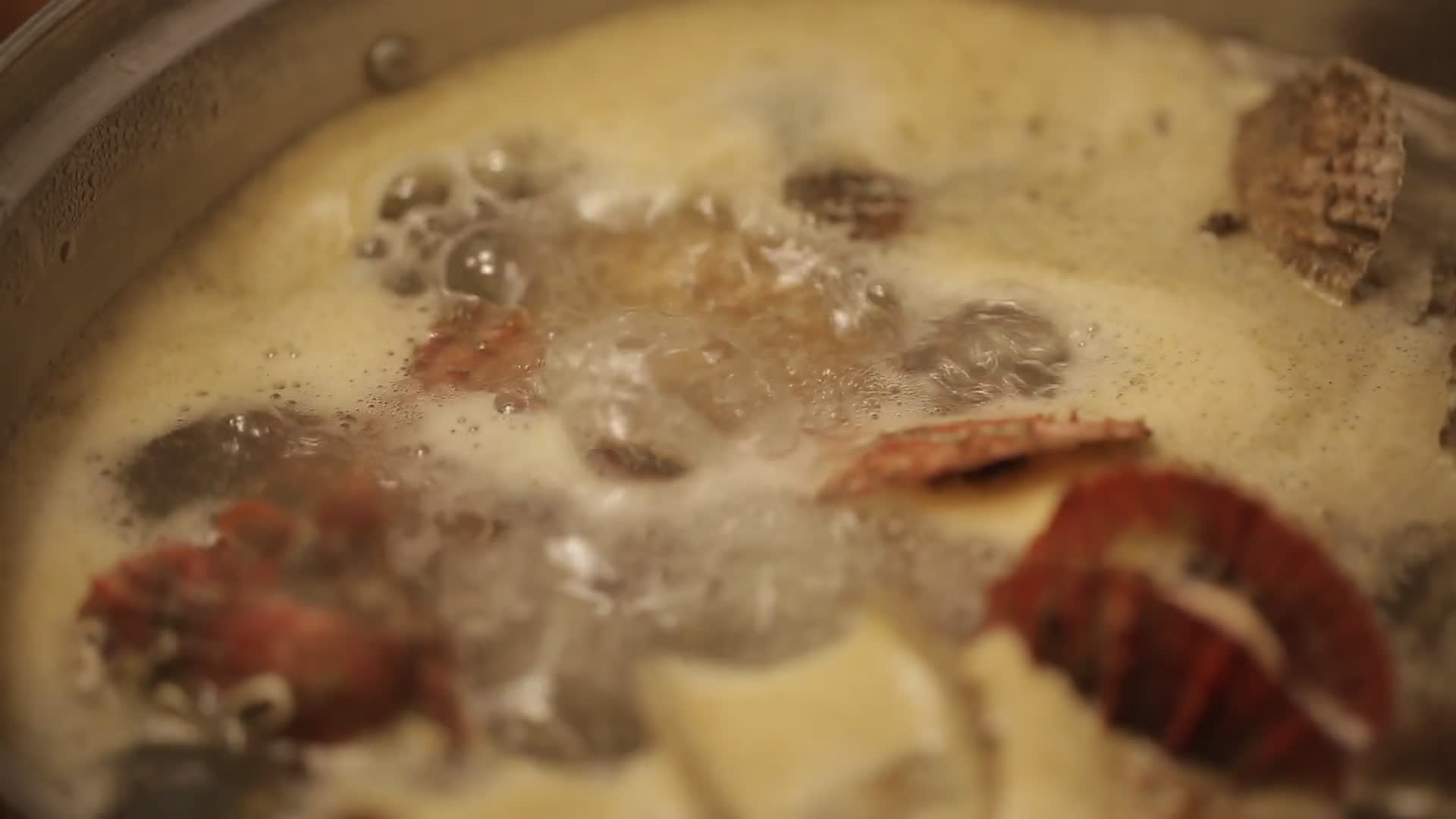 水煮汆烫小红贝视频的预览图