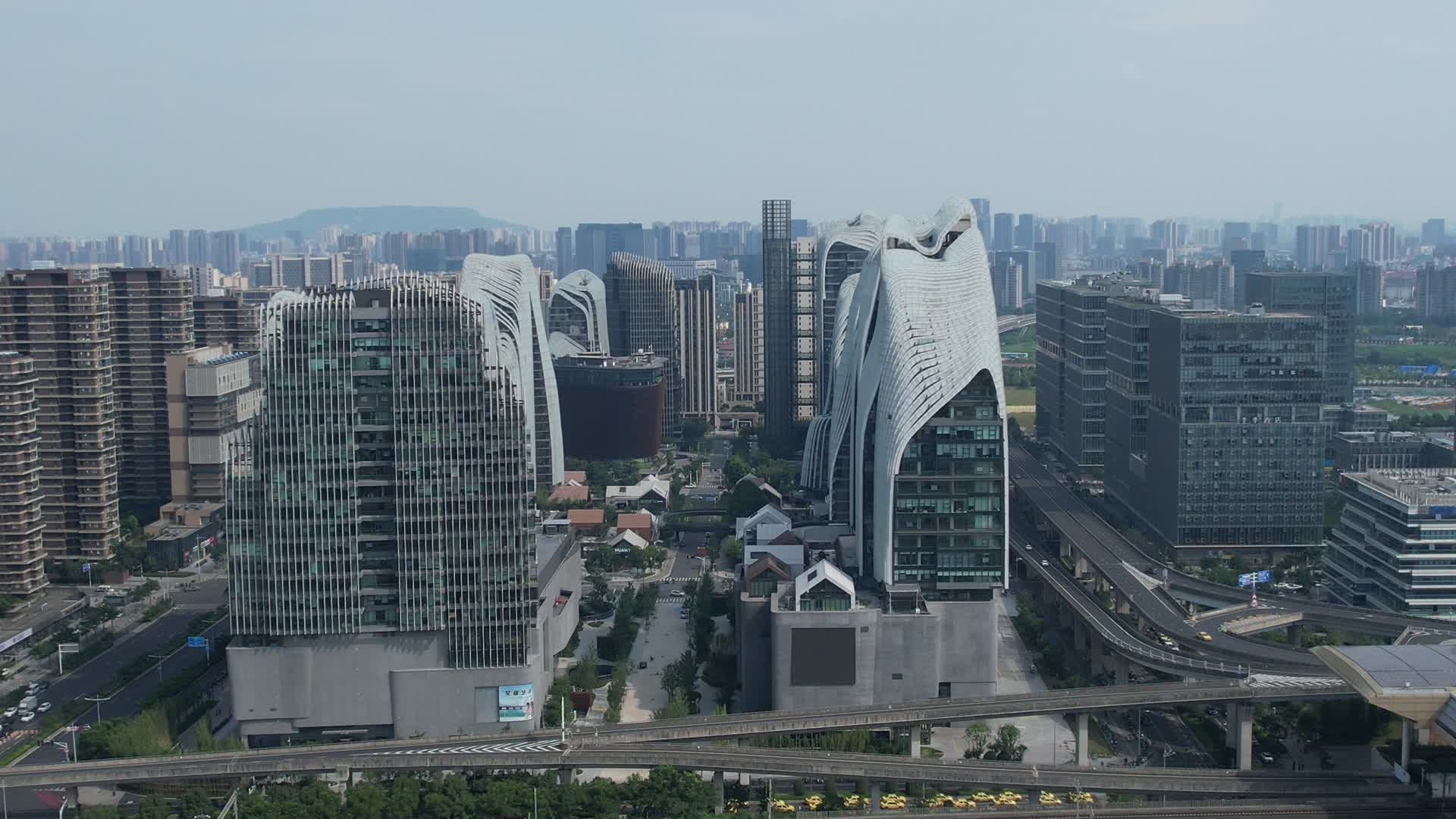 4K航拍南京地标建筑喜马拉雅视频的预览图