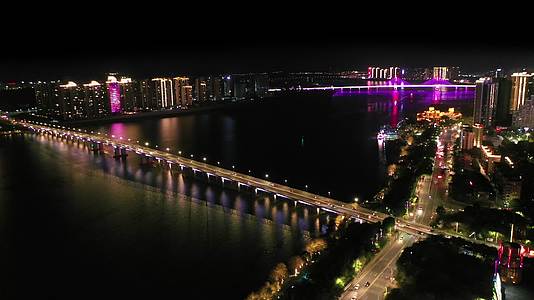 4K航拍广东清远北江夜景视频的预览图
