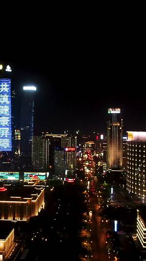 4K航拍江西南昌秋水广场南昌双子塔视频的预览图