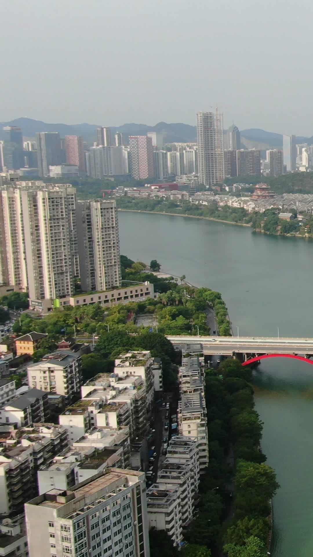 4K航拍广西柳州柳江文惠大桥视频的预览图