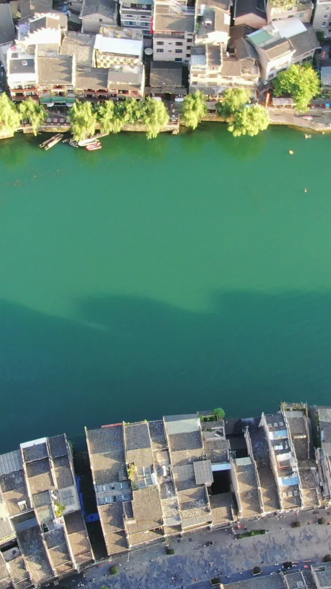 4K航拍贵州镇远舞阳河风光视频的预览图