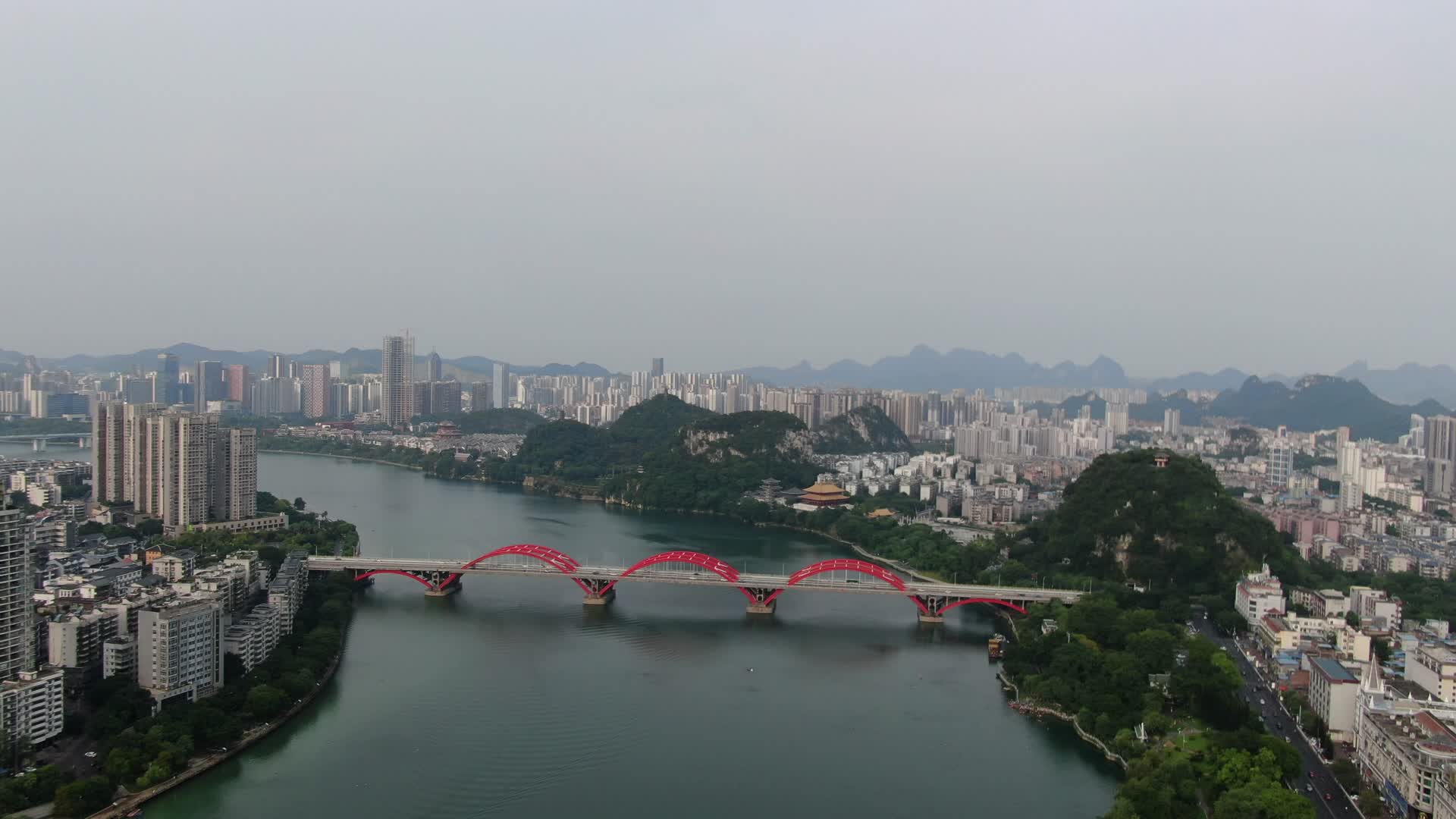 4K航拍广西柳州文惠大桥视频的预览图