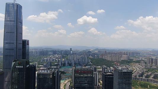 航拍贵州贵阳金融城金融中心视频的预览图