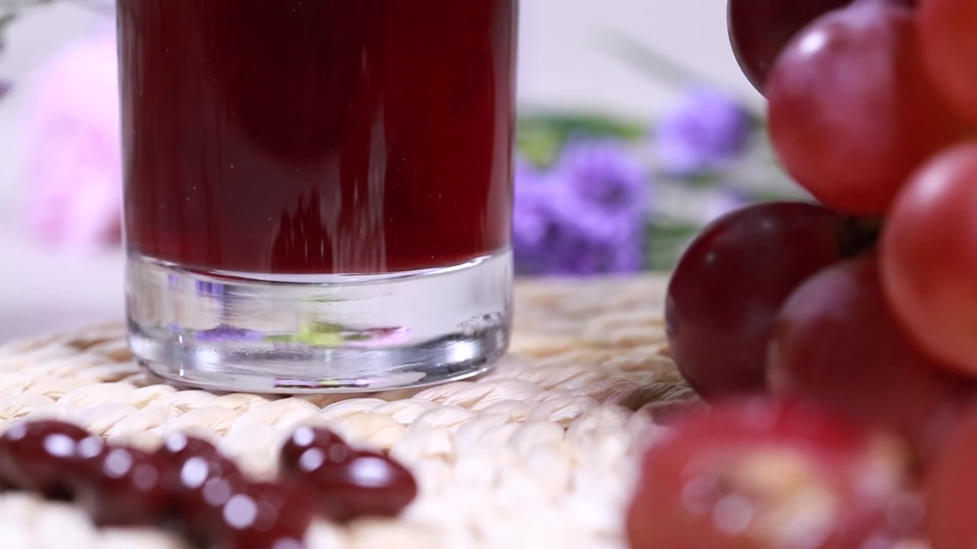 营养品葡萄汁葡萄酵素视频的预览图