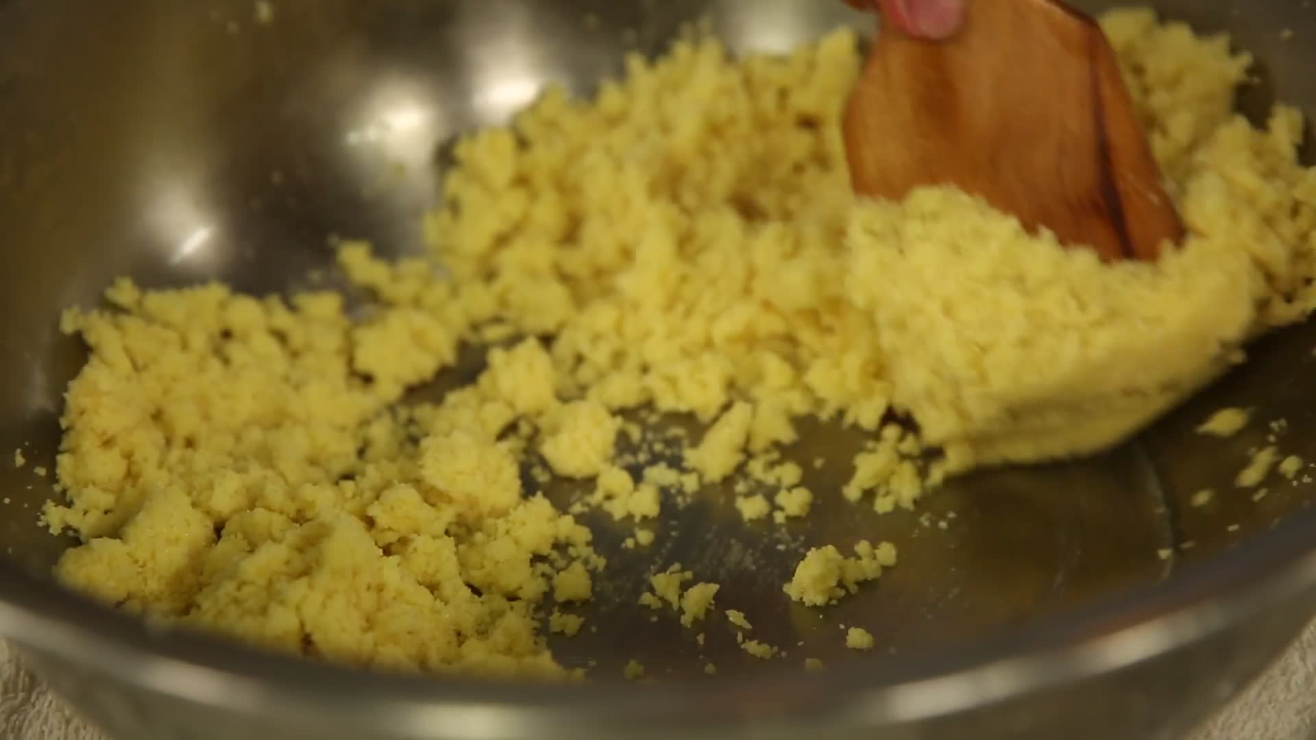 制作豌豆沙豌豆黄视频的预览图
