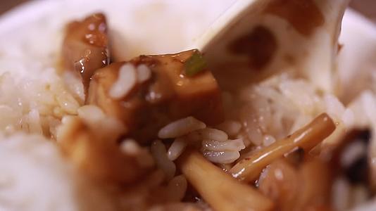 主食大米饭视频的预览图