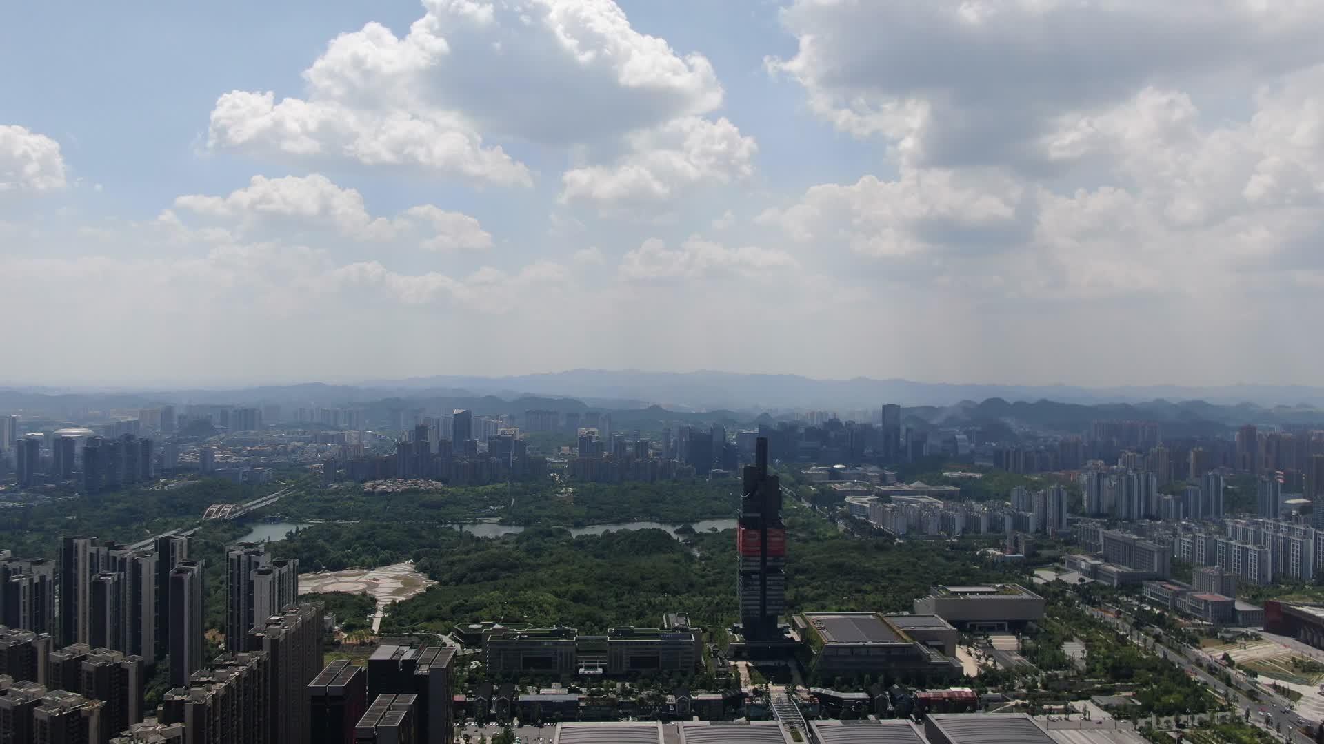 贵州贵阳201大厦地标建筑航拍视频的预览图