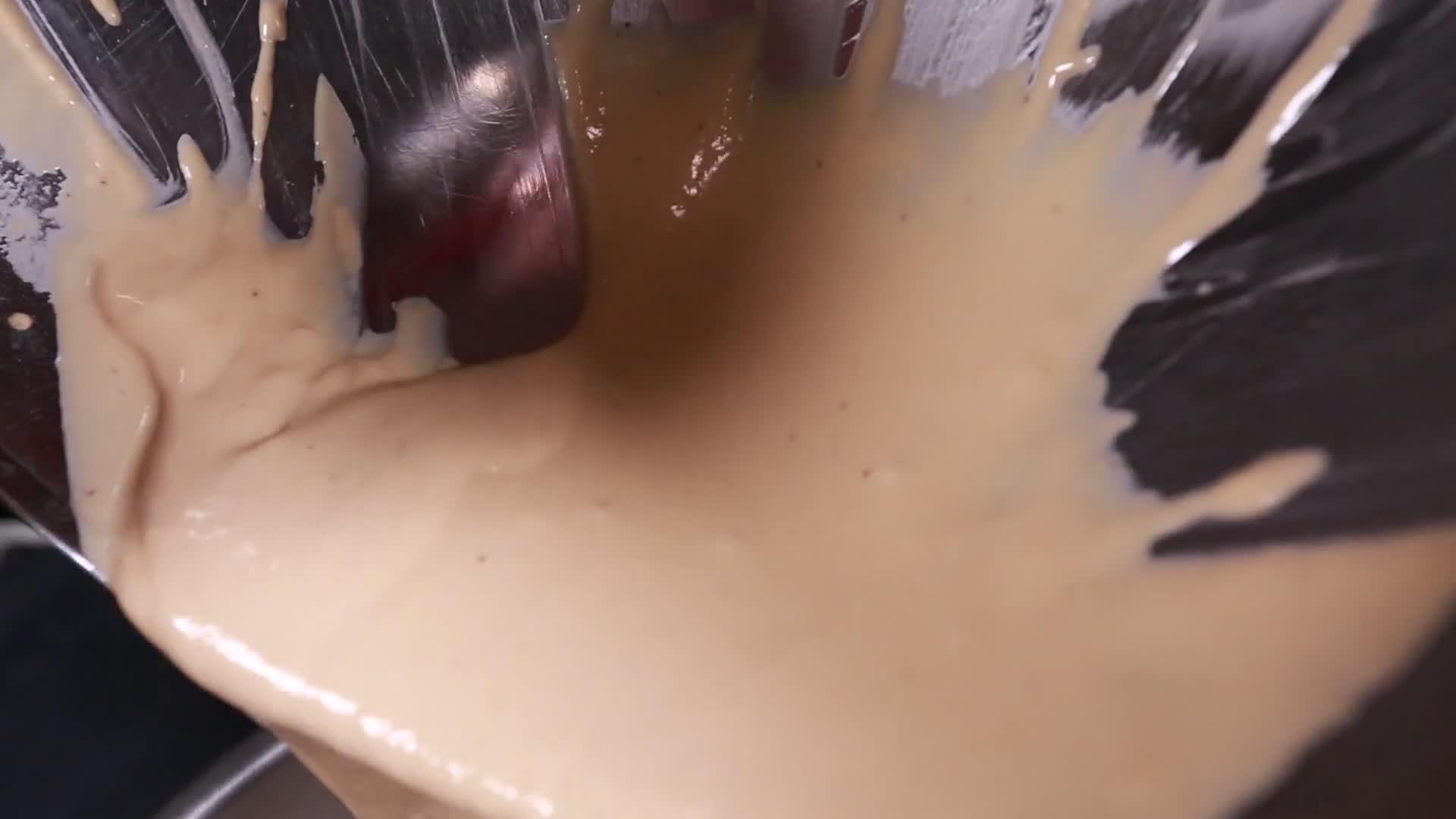 平底锅蒸蛋糕视频的预览图