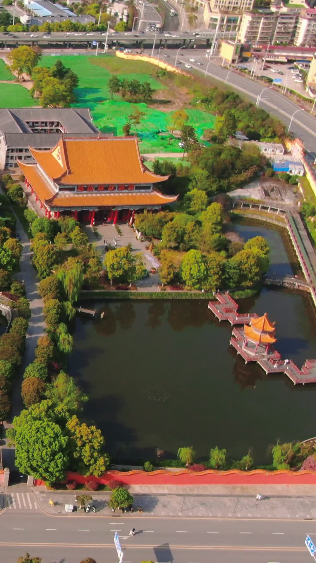 湖南长沙开福寺历史文化古建筑航拍视频的预览图