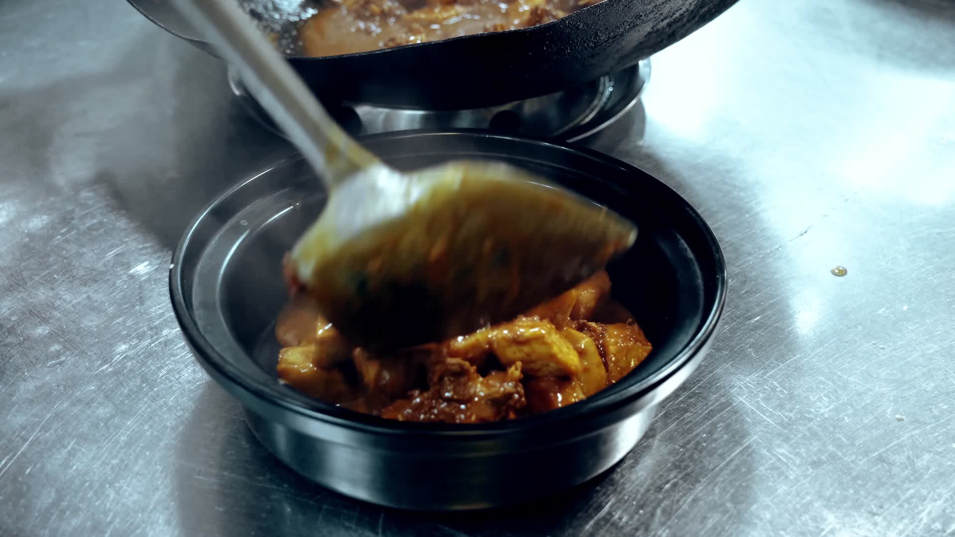 中餐美食制作餐饮宣传视频的预览图