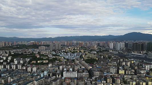 湖南湘西城市建设旧城区航拍视频的预览图