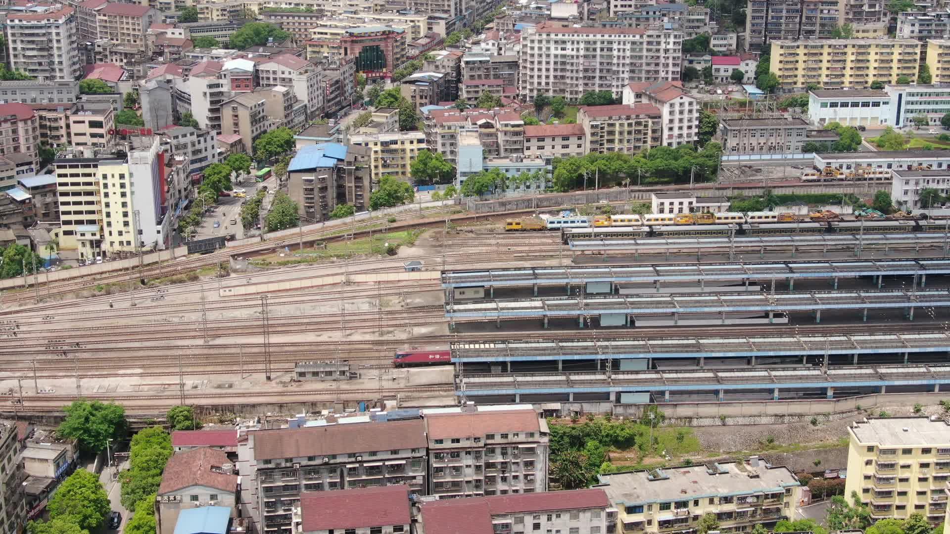 湖南怀化火车站航拍视频的预览图